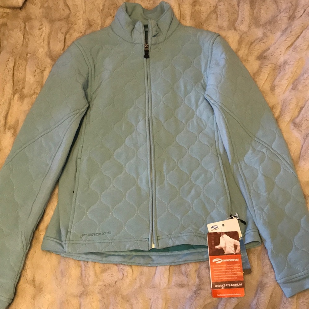 Brooks motion jacket